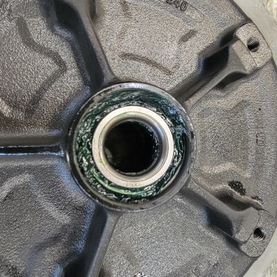 La asamblea 5*5.5 de tambor de freno del remolque de 12 pulgadas emperna la asamblea eléctrica del eje del freno