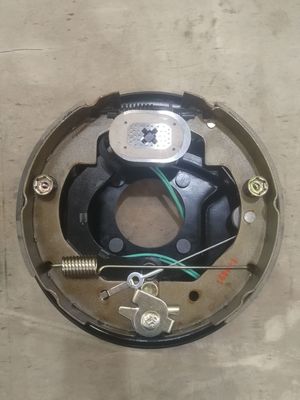 3500 Pfund 10 Zoll-Anhänger-Bremsanlage selbstregulierend mit parkendem Hebel